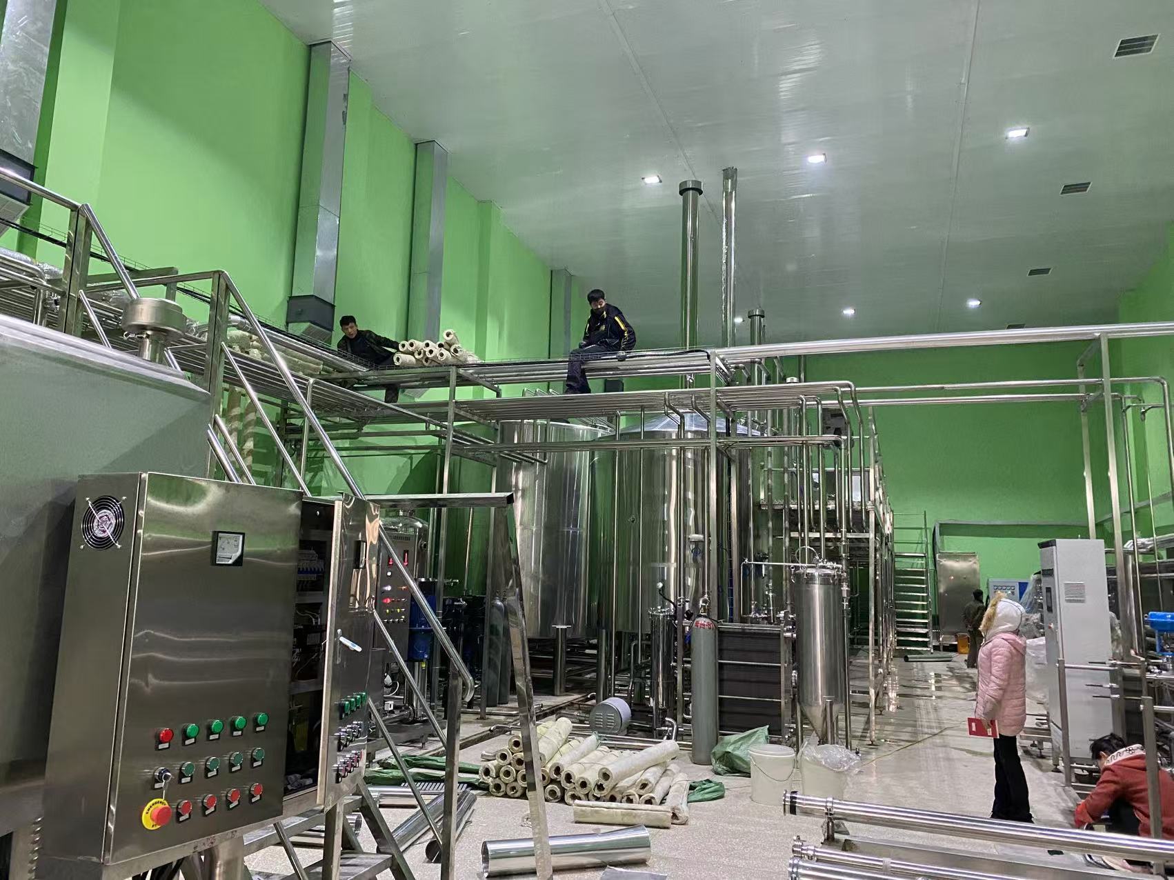 刚察精酿啤酒设备厂—精酿啤酒设备制造：传承工艺与创新科技的交融